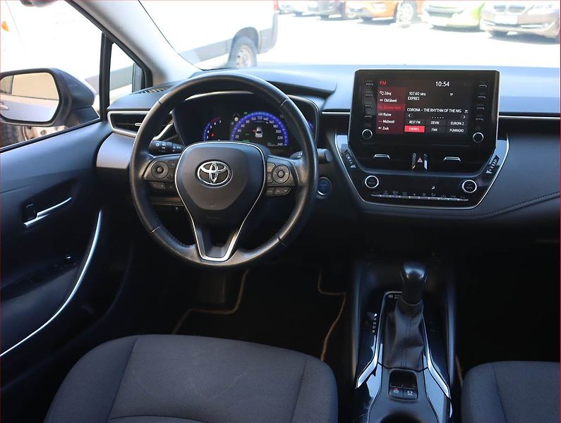 Toyota Corolla (2022) Comfort 1.8 Hybrid, Automat - fotka 7 z 21