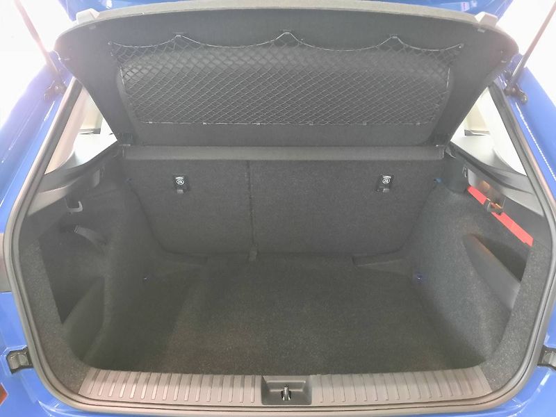 Škoda Kamiq (2021) Ambition 1.0 TSI (70kW/95k) - fotka 21 z 25