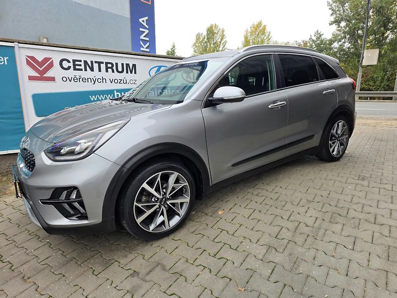 Kia Niro 1.6-HEV-AUTOMAT-NAVI-KAMERA - fotka 4 z 26