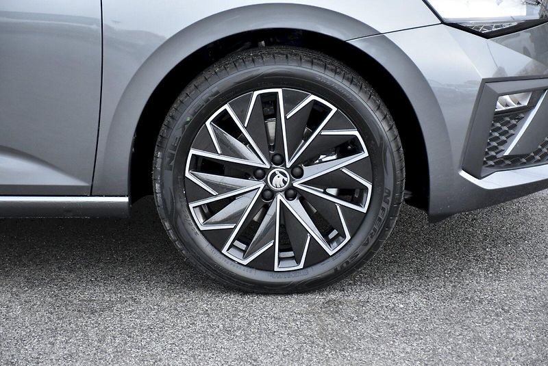 Škoda Scala (2025) Drive 1,0 TSI 85 KW 6-stup. me - fotka 6 z 27