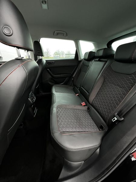 Seat Ateca 1.5TSI DSG FR Webasto DPH - fotka 26 z 30