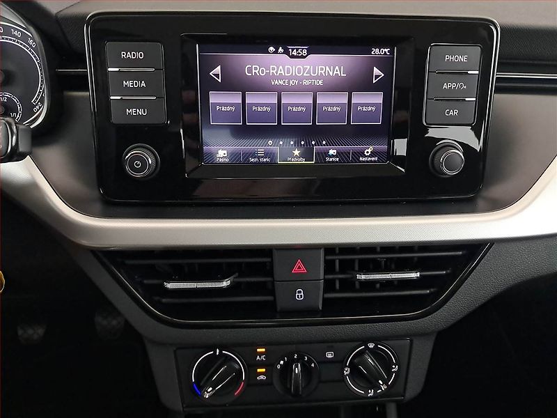 Škoda Scala (2022) Ambition 1.0 TSI, ČR,1.maj - fotka 12 z 15