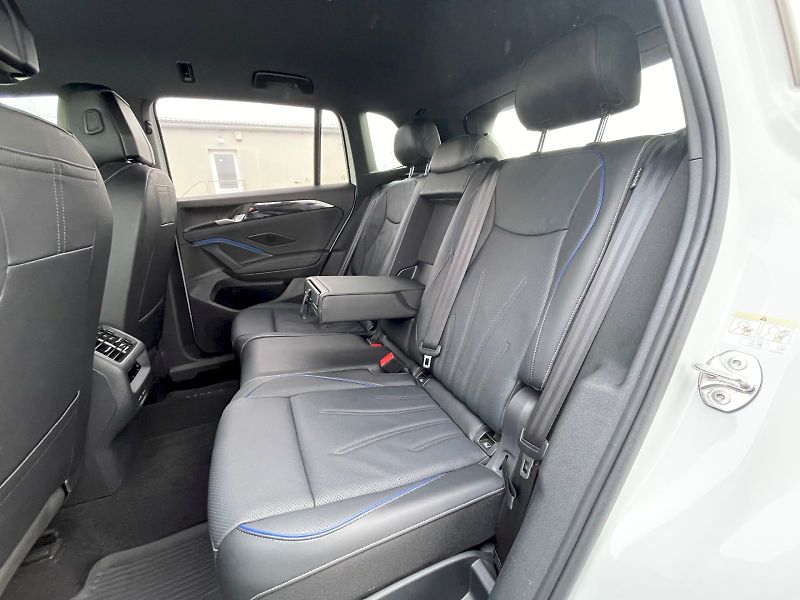 Volkswagen Tiguan (2025) R-LINE 1,5 TSI 130 KW EHYBRID - fotka 22 z 55