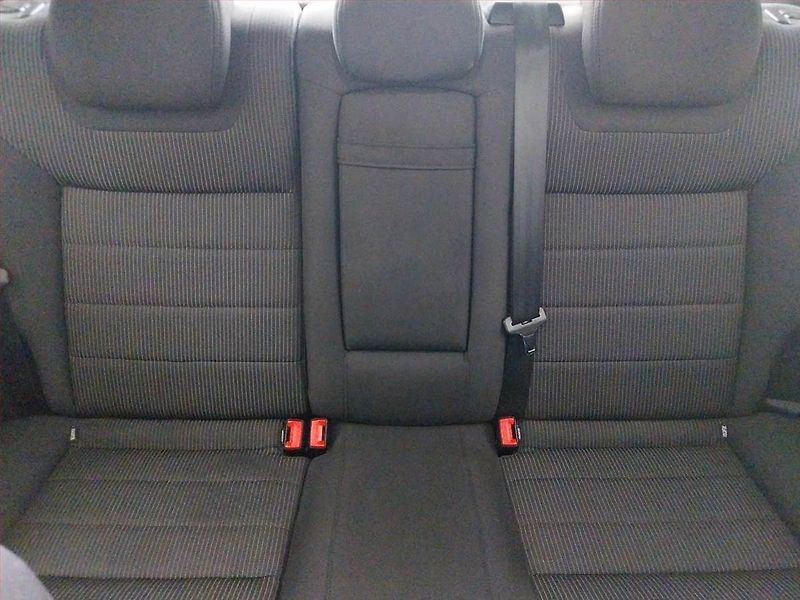Ford Mondeo (2010) 2.0 TDCi, Automat, Tažné - fotka 10 z 20