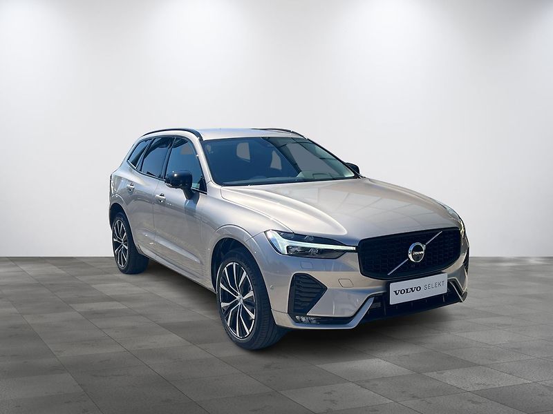 Volvo XC60 Plus B5 AWD 360, ACC,BLIS - fotka 4 z 22