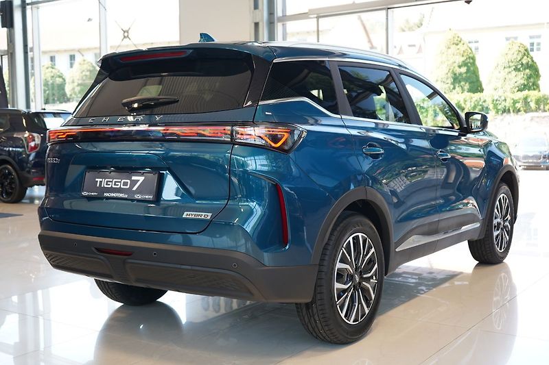 Chery Tiggo 7 PHEV (2026) UNIQUE 1.5 TGDI HEV - fotka 8 z 43