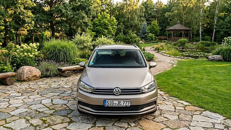 Volkswagen Touran 1.4TSI 7míst servisní historie - fotka 48 z 50