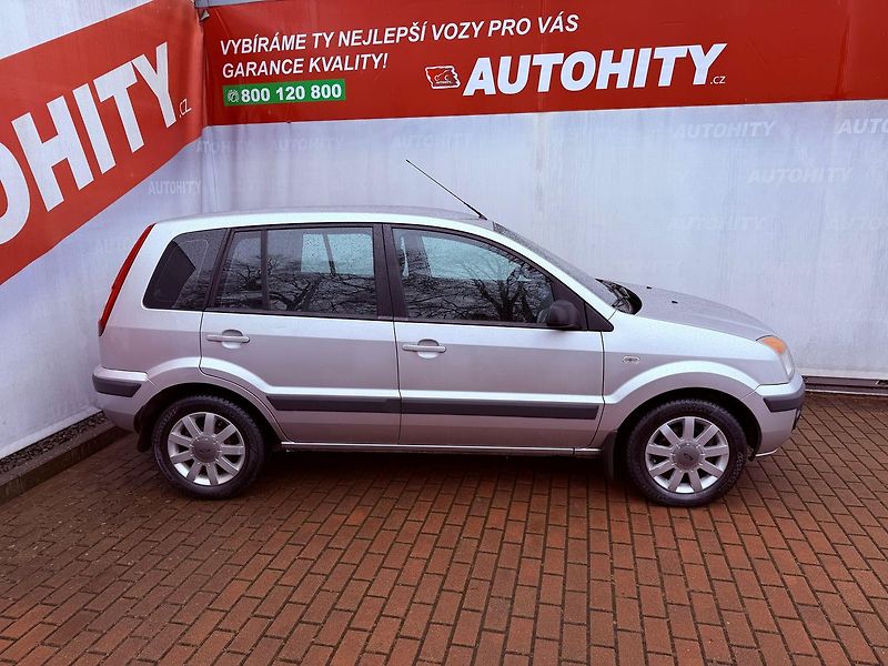 Ford Fusion 1.4, ČR, Klimatizace - fotka 5 z 22