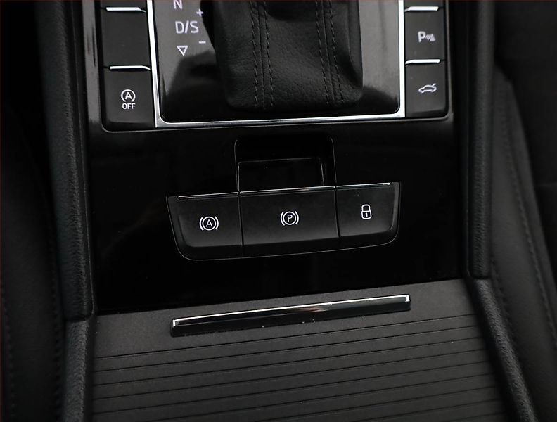 Škoda Superb (2017) Style 2.0 TDI, Automat, Kůže - fotka 14 z 19