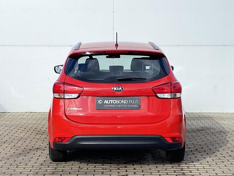 Kia Carens 1.6 GDi 99kW Comfort - fotka 9 z 19