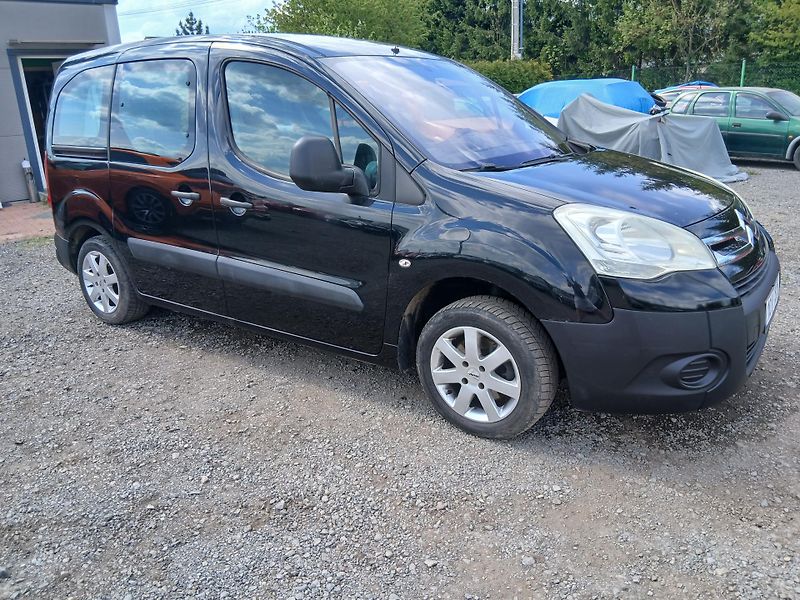 Citroën Berlingo 1.6 , tažné, klima - fotka 5 z 26
