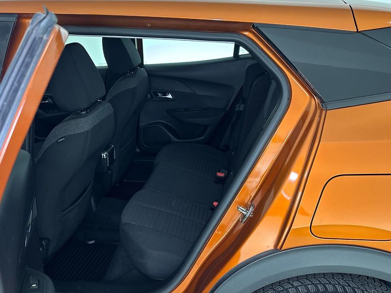Peugeot 2008 SUV 2008 - fotka 8 z 29