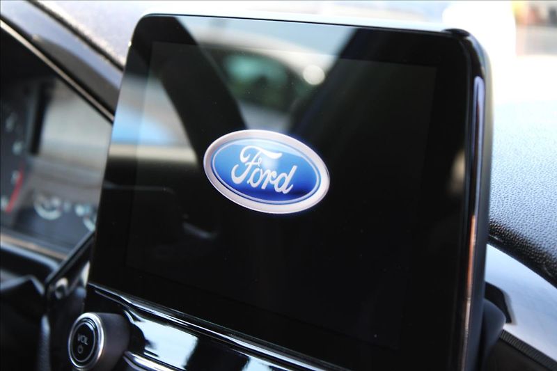 Ford Fiesta 1,0 EB 74kW Titanium,1.majitel - fotka 22 z 35