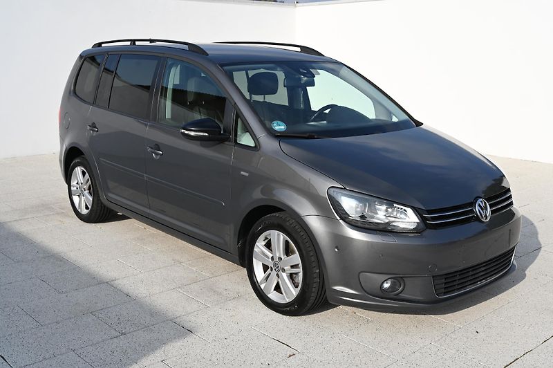 Volkswagen Touran 2.0TDI 103KW Match 7Míst 11/12 - fotka 3 z 49