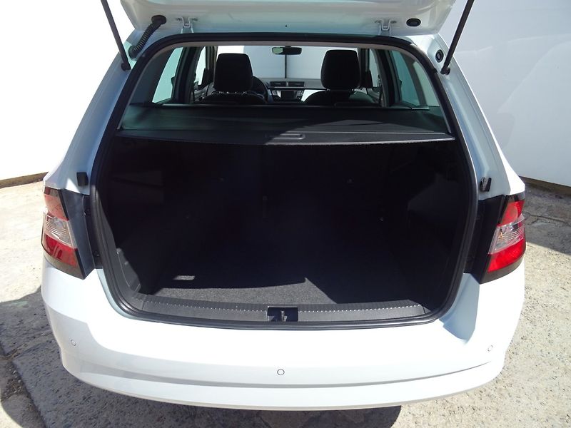 Škoda Fabia (2015) 1.2i81kW,Edition,1maj,el.s.kni - fotka 20 z 24