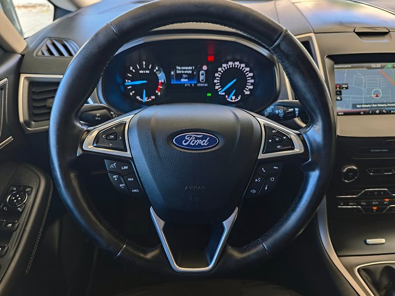 Ford S-MAX (2015) 2.0 TDCI 110kW NAVI 7 míst - fotka 18 z 42