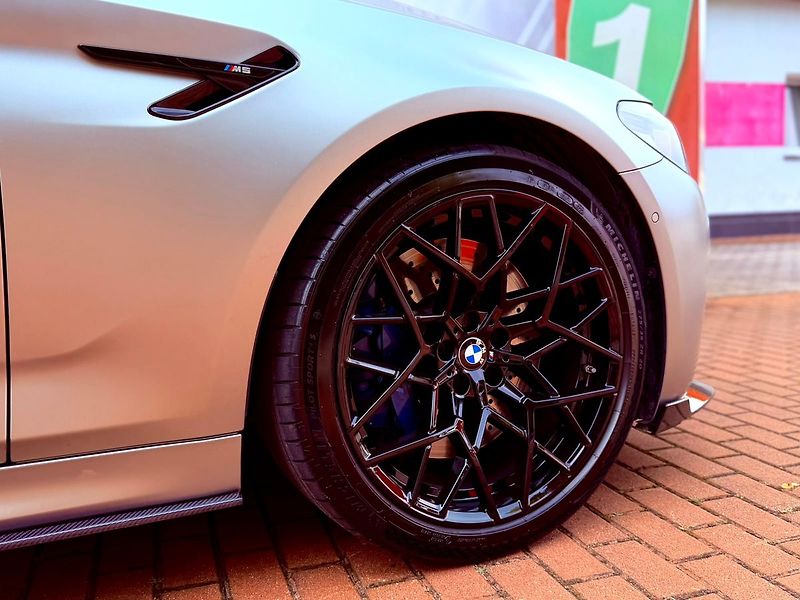 BMW M5 xDrive, H&K, ČR, Carbon - fotka 7 z 42