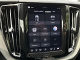 Volvo XC60 B5 AWD PLUS DARK/360/vent/kola - náhled 33