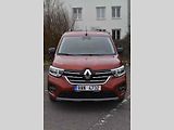 Design nevybočuje z řady současných Renaultů