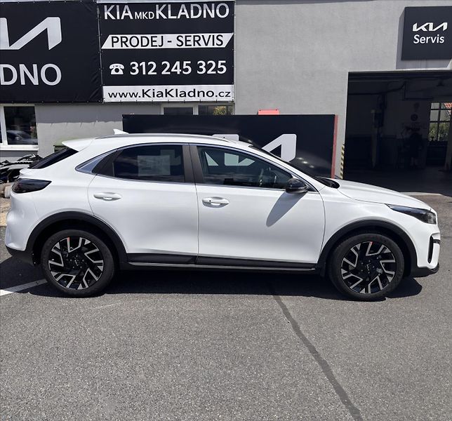 Kia XCeed (2026) 1,6 T-GDI 7DCT 110kW SteelEdit - fotka 3 z 11
