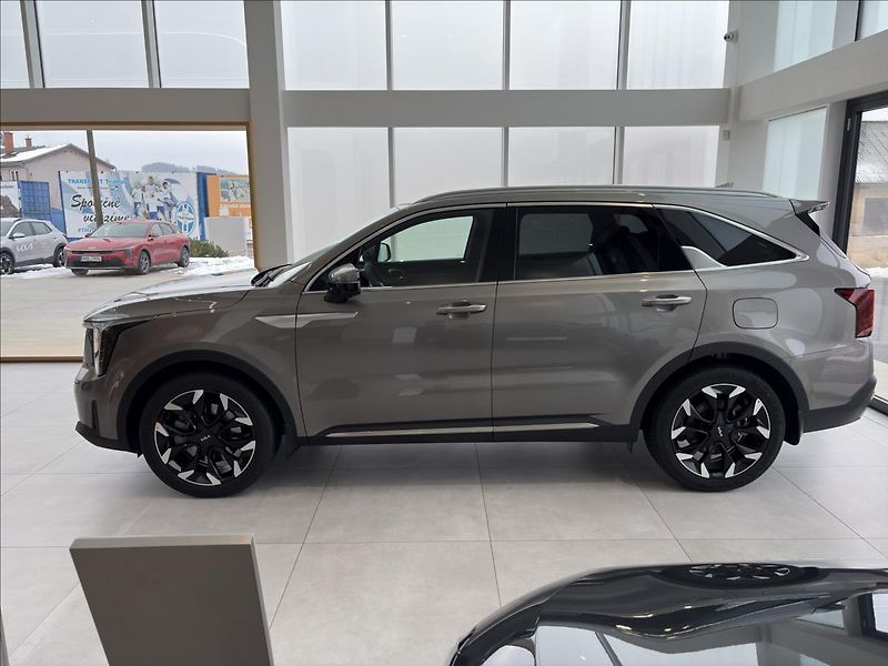 Kia Sorento (2025) 2,2   CRDI 4x4 8DCT TOP - fotka 4 z 29