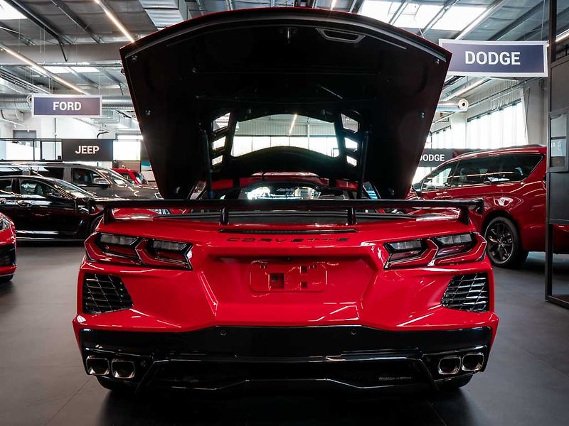 Chevrolet Corvette (2026) 6.2 Stingray 3LT Z51 Facelift - fotka 6 z 45