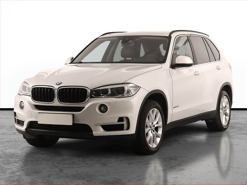 BMW X5 (2018) xDrive30d - fotka 2 z 26