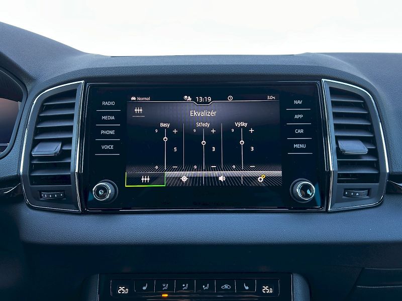 Škoda Karoq (2024) 2.0 TDI 110kW 4x4 DSG Top Sele - fotka 13 z 35