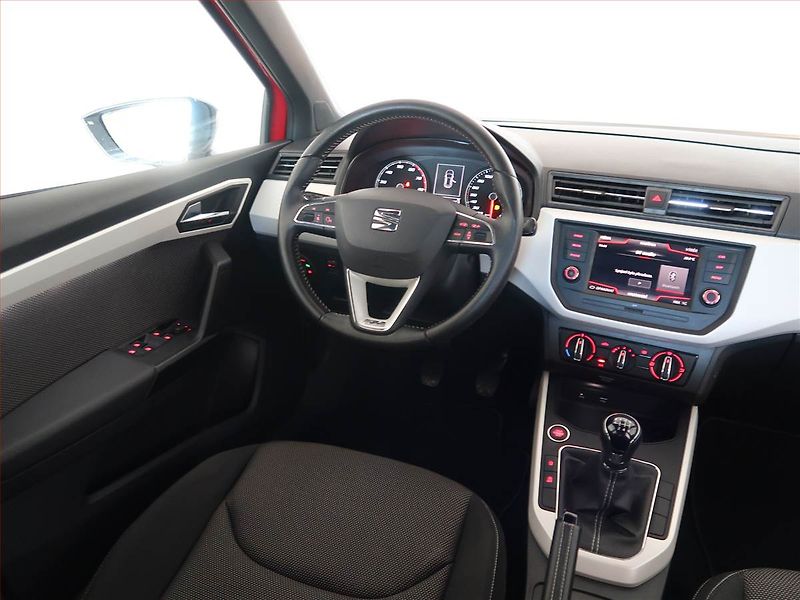 Seat Arona (2020) Xcellence 1.0 TGI, Serv.kniha - fotka 7 z 15