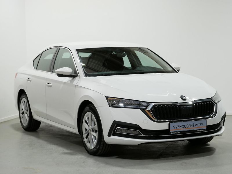 Škoda Octavia - fotka 6 z 25