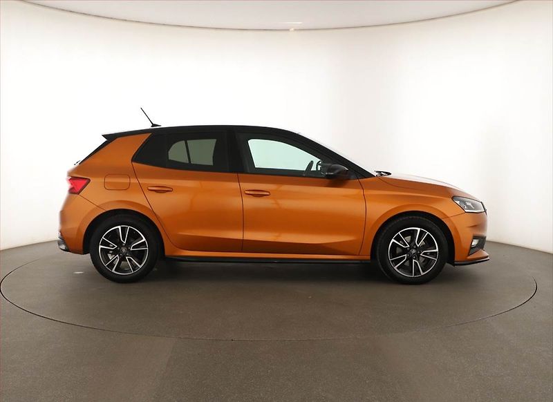 Škoda Fabia (2025) 1.5 TSI, Monte Carlo, FullLed - fotka 6 z 15