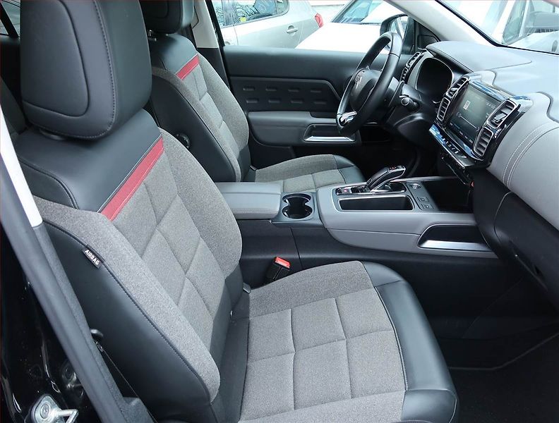 Citroën C5 Aircross (2021) BlueHDi 130, Automat, Kůže - fotka 9 z 17