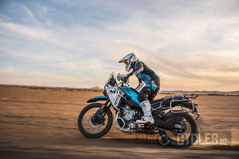 CFMOTO 450 MT-RX (2026) - fotka 10 z 16