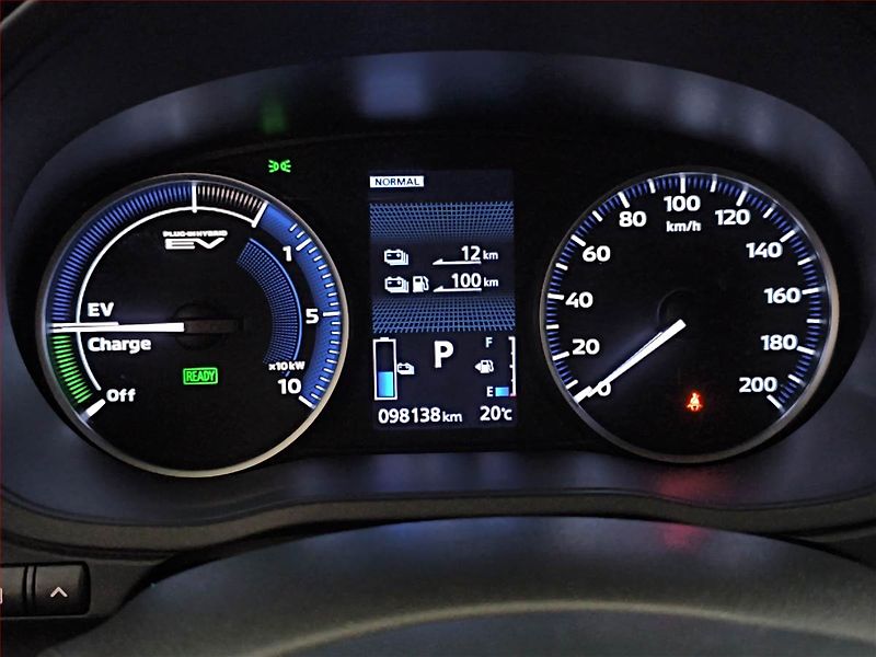Mitsubishi Eclipse Cross (2021) Plug-in-Hybrid - fotka 11 z 18