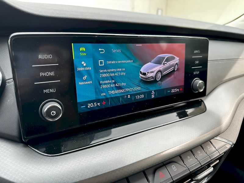 Škoda Octavia (2022) 1.5 TSI 110kW Ambition - fotka 14 z 23