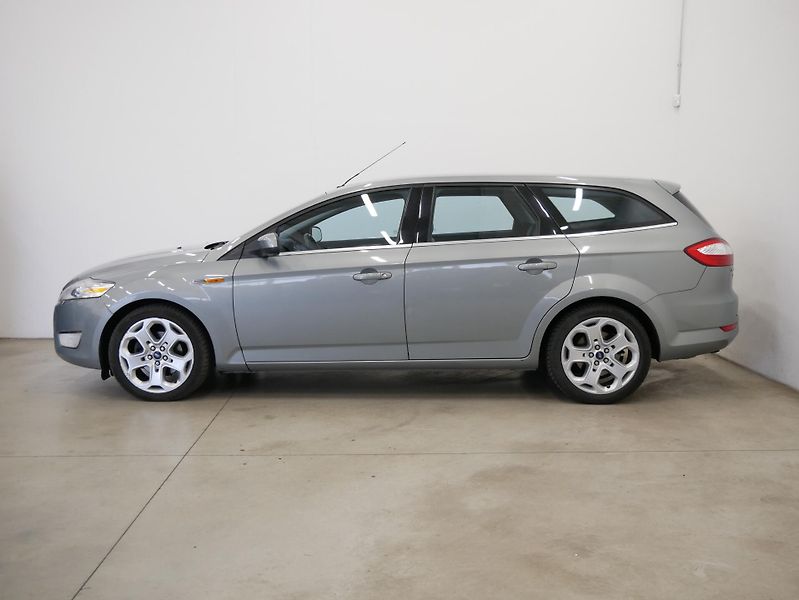 Ford Mondeo - fotka 3 z 25