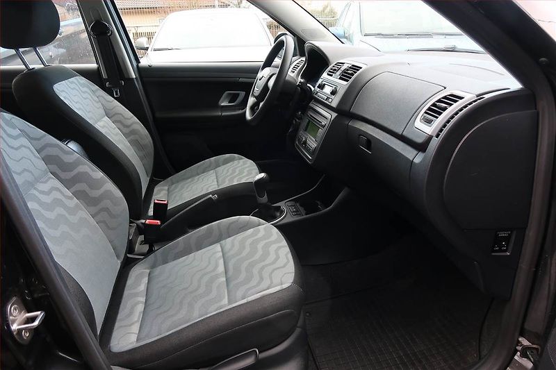 Škoda Fabia (2009) Elegance 1.6 16V, po STK - fotka 9 z 14