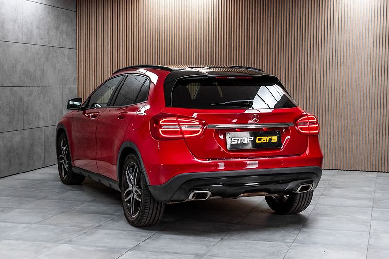 Mercedes-Benz GLA 220d 4MATIC*HARMAN*KAMERA*ČR 1 - fotka 5 z 41