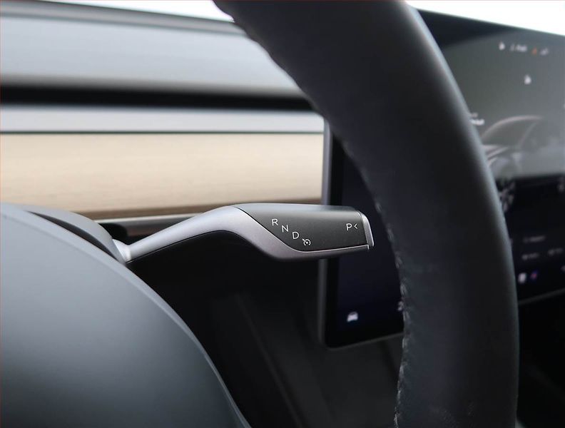 Tesla Model Y (2022) Long Range AWD 79kWh, SoH 92% - fotka 12 z 33