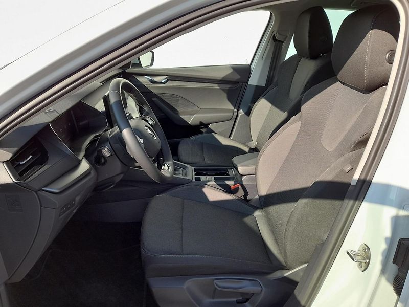 Škoda Octavia Ambition Plus 1.5 TSI 110kW 6M - fotka 12 z 20