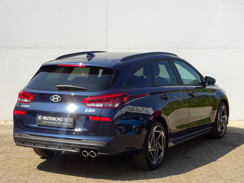 Hyundai i30 1.5 T-GDI 103kW DCT N-Line - fotka 2 z 20