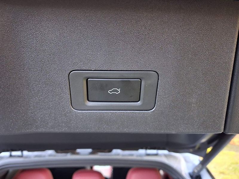 Omoda 9 (2026) Premium 1.5TGDI PHEV AWD - fotka 28 z 31