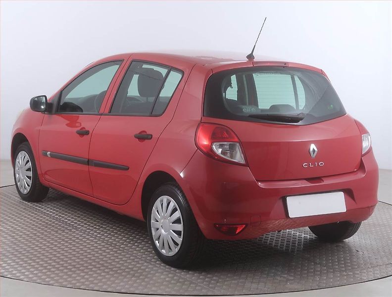 Renault Clio (2009) 1.2 16V, po STK, oblíbený vůz - fotka 4 z 14