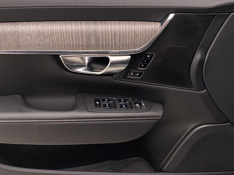 Volvo V90 CC B5 AWD PLUS REZERVACE - fotka 27 z 49