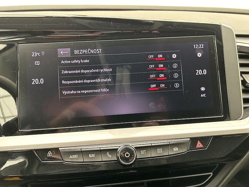 Opel Grandland 1.5 CDTi GS - fotka 26 z 30