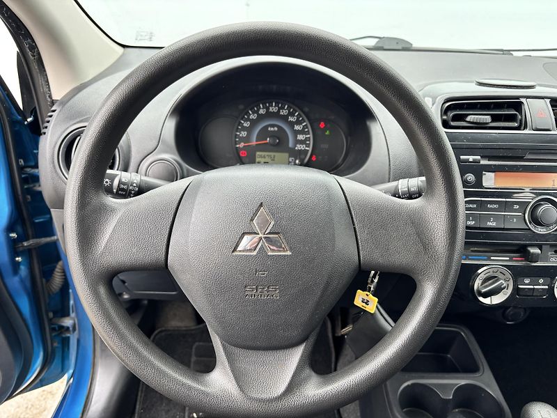 Mitsubishi Space Star (2016) 1.0i 52kW - fotka 18 z 25