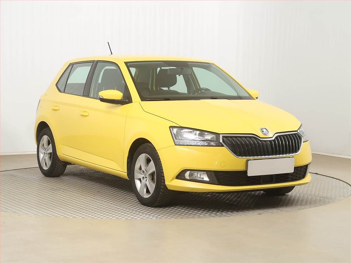 Škoda Fabia 1.0 TSI, Park. senzory