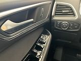 Ford S-MAX 2,5 HEV Titanium 7míst - náhled 18