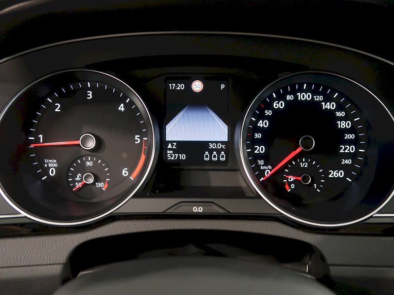 Volkswagen Passat (2023) ELEGANCE 2.0TDI 110kW DSG - fotka 15 z 34