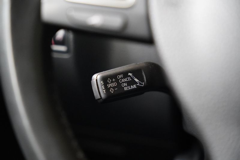 Volkswagen Tiguan - fotka 17 z 25